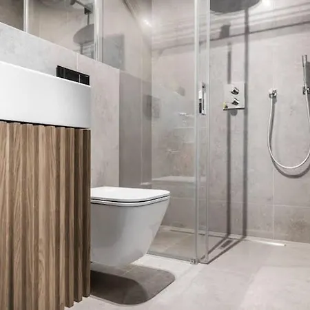 Apartment Boutique With Parking & Ac By Hostlovers *