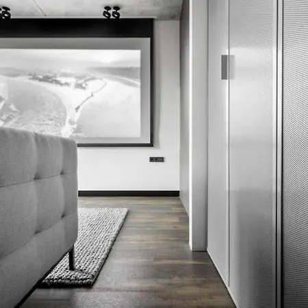 Boutique With Parking & Ac By Hostlovers Apartment *